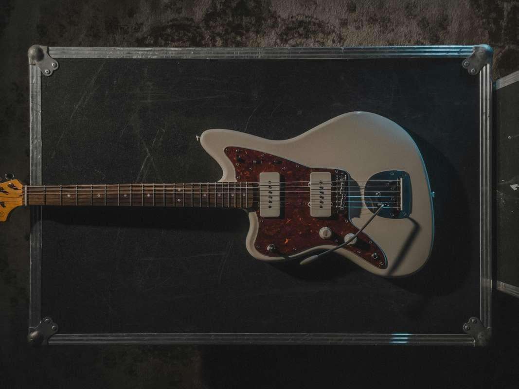 Eco-friendly guitar maintenance supplies and cleaning products for Fender guitars