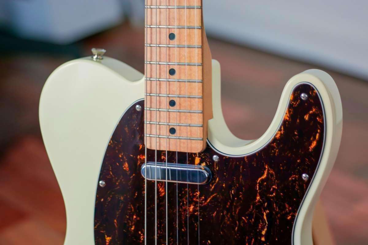 featured image thumbnail for post Squier Setup Guide: Complete Factory Specs for Every Series (2026)