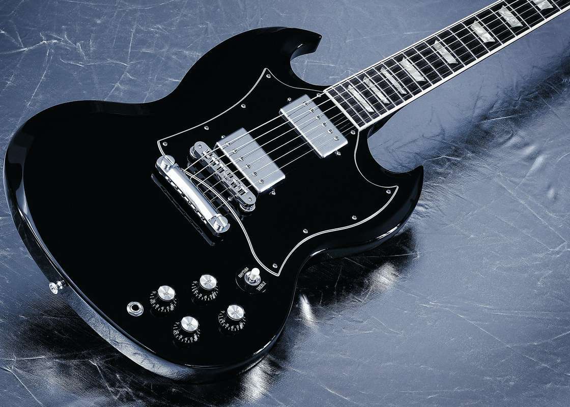 featured image thumbnail for post Ultimate Gibson SG Setup Guide (2026)