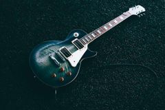 featured image thumbnail for post Complete Les Paul Guitar Hub