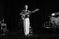 featured image thumbnail for post Jazz Bass Setup Guide: Exact Specs & Steps (2026)