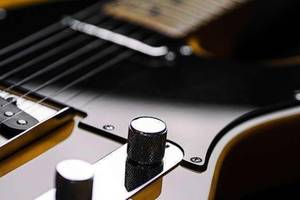 thumbnail for Telecaster Pickup Height: Complete Setup Guide With Exact Specs (2026)