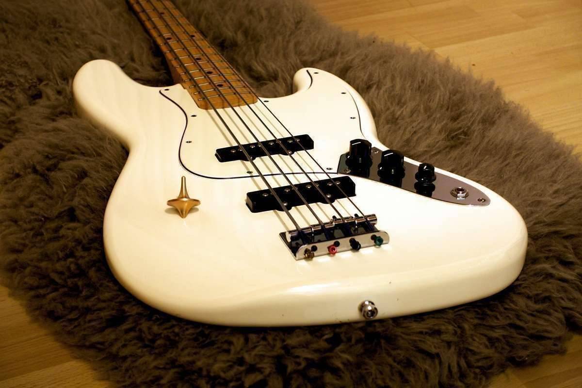 Fender P-Bass Bridge Setup