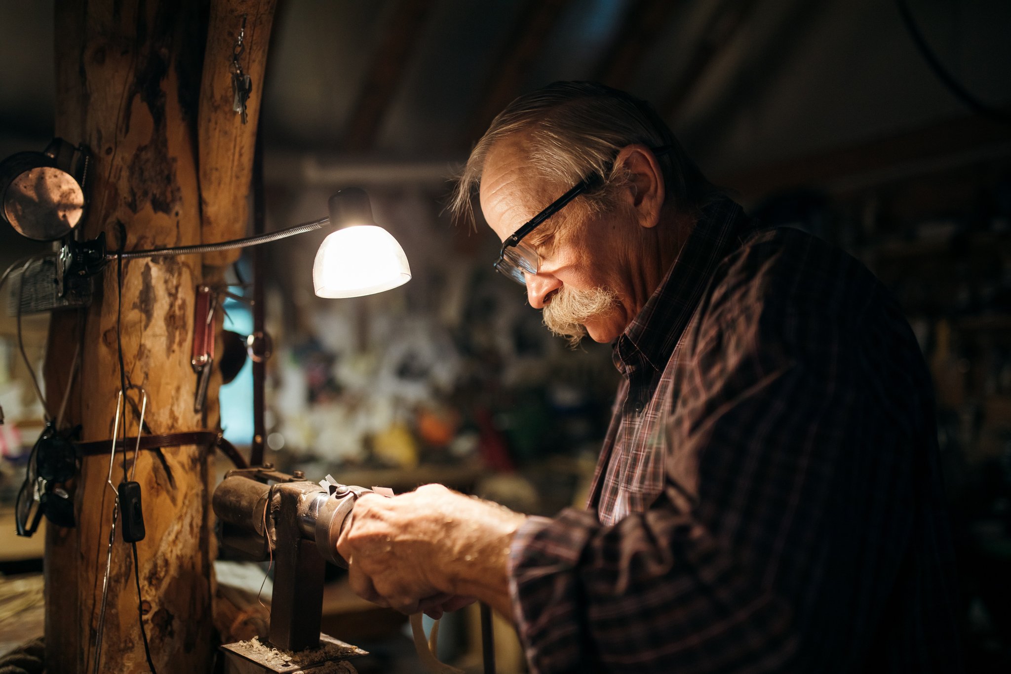 Guitar Luthier